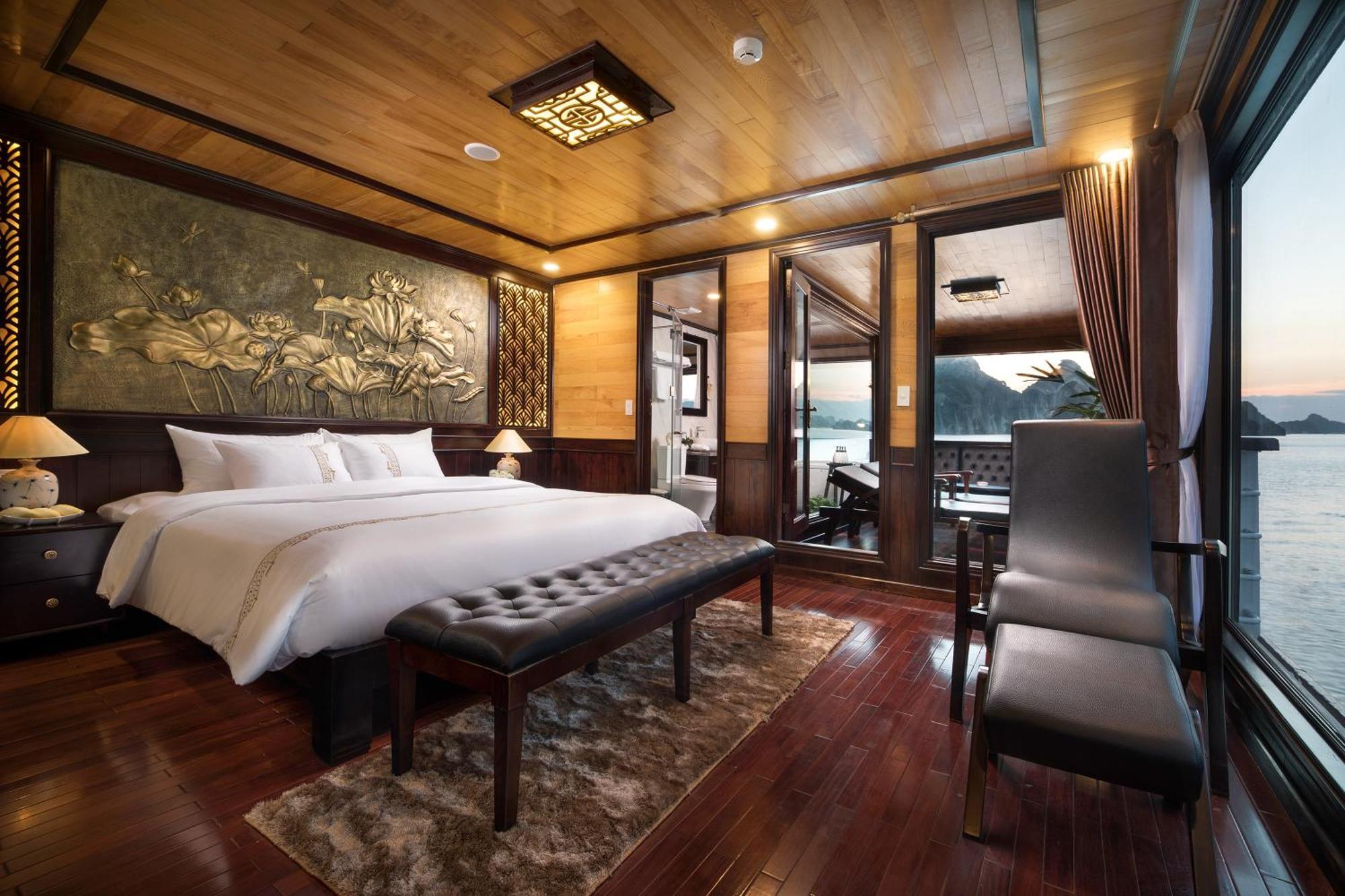Hotel V'Spirit Cruise Hạ Long Exterior foto